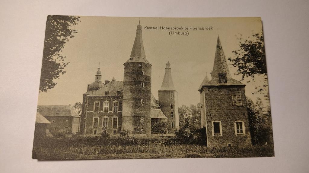 Hoensbroek Kasteel Hoensbroek, Verzamelen, Ansichtkaarten | Nederland, Ophalen of Verzenden