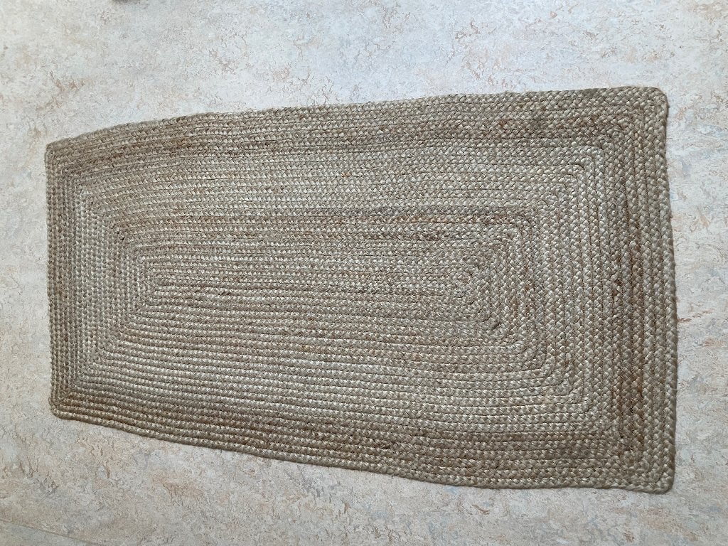 Vloerkleedje “Sandeltre” van het merk Yisk., Gebruikt, 100 tot 150 cm, Beige, Rechthoekig