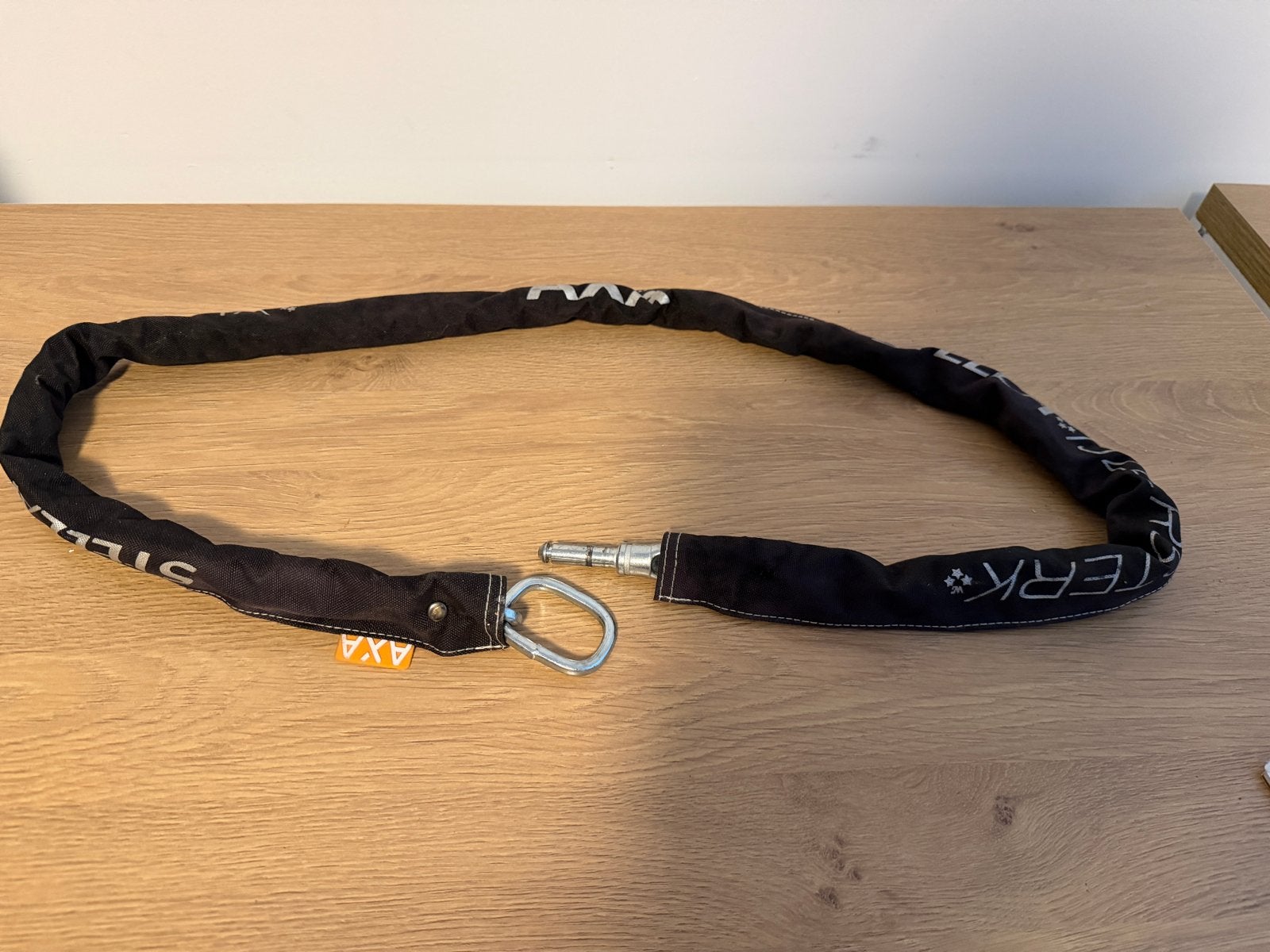 AXA Kettingslot 120cm - Veiligheid voor uw fiets, Ophalen of Verzenden, Gebruikt, Kettingslot