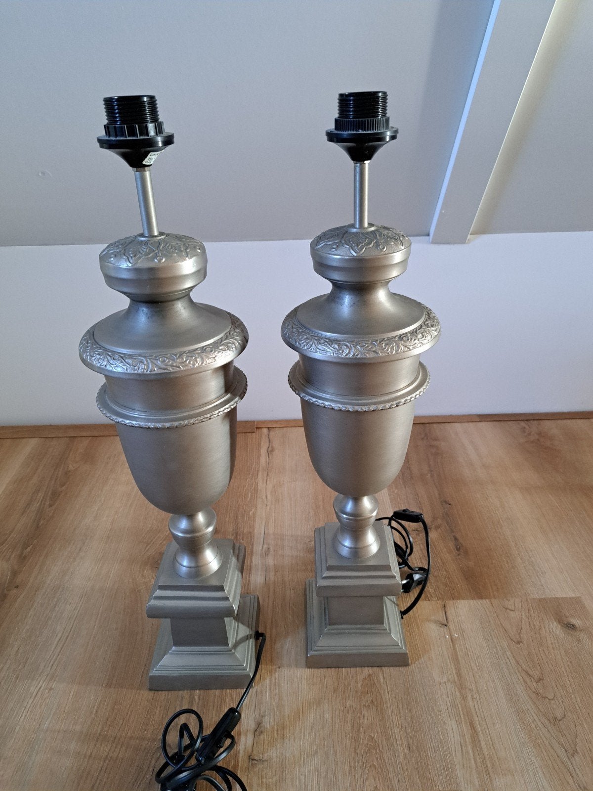 Set van 2 klassieke tafellampen, zilverkleurig, Ophalen of Verzenden, Gebruikt, Metaal