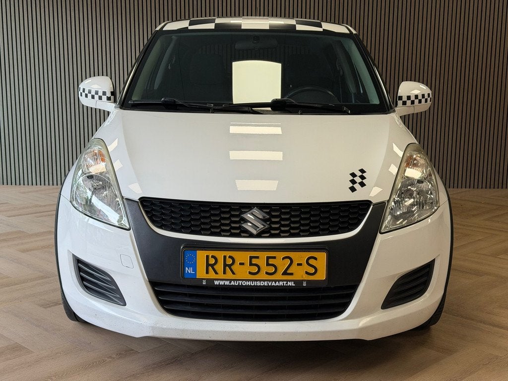 Suzuki Swift 1.2 Exclusive AUTOMAAT AIRCO CAMERA MEDIASCHERM, Auto's, Suzuki, Stof, 4 cilinders, Met garantie (alle), Elektrische ramen