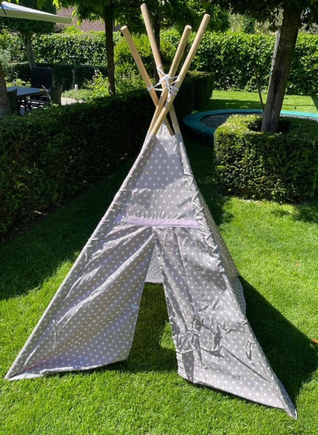 Tipi tent voor buiten. Buiten gebruik., Ophalen, Gebruikt