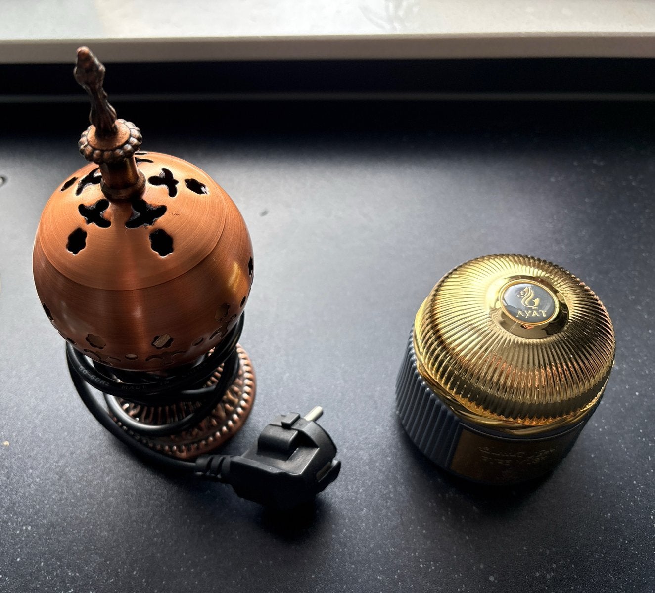 Elektrische Bakhoor Brander Koper + Luxe Ayat Perfumes Musk, Ophalen of Verzenden, Nieuw