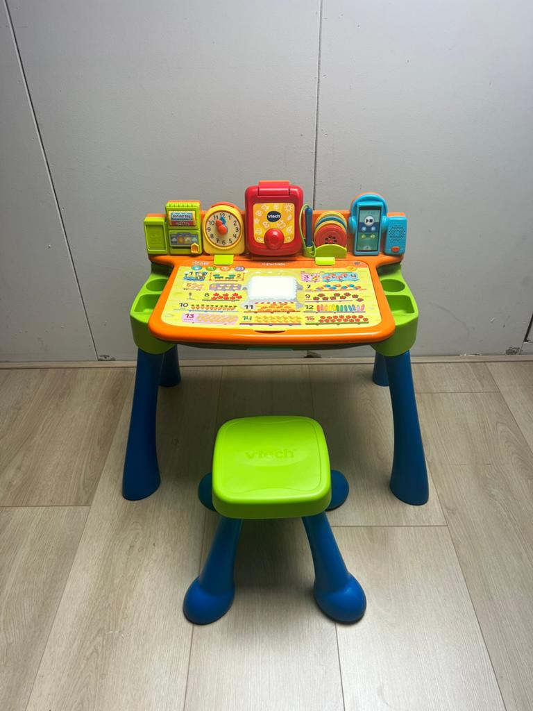 Vtech Magisch Bureau met krukje - in perfecte staat, Kinderen en Baby's, Speelgoed | Speeltafels, Ophalen, Zo goed als nieuw