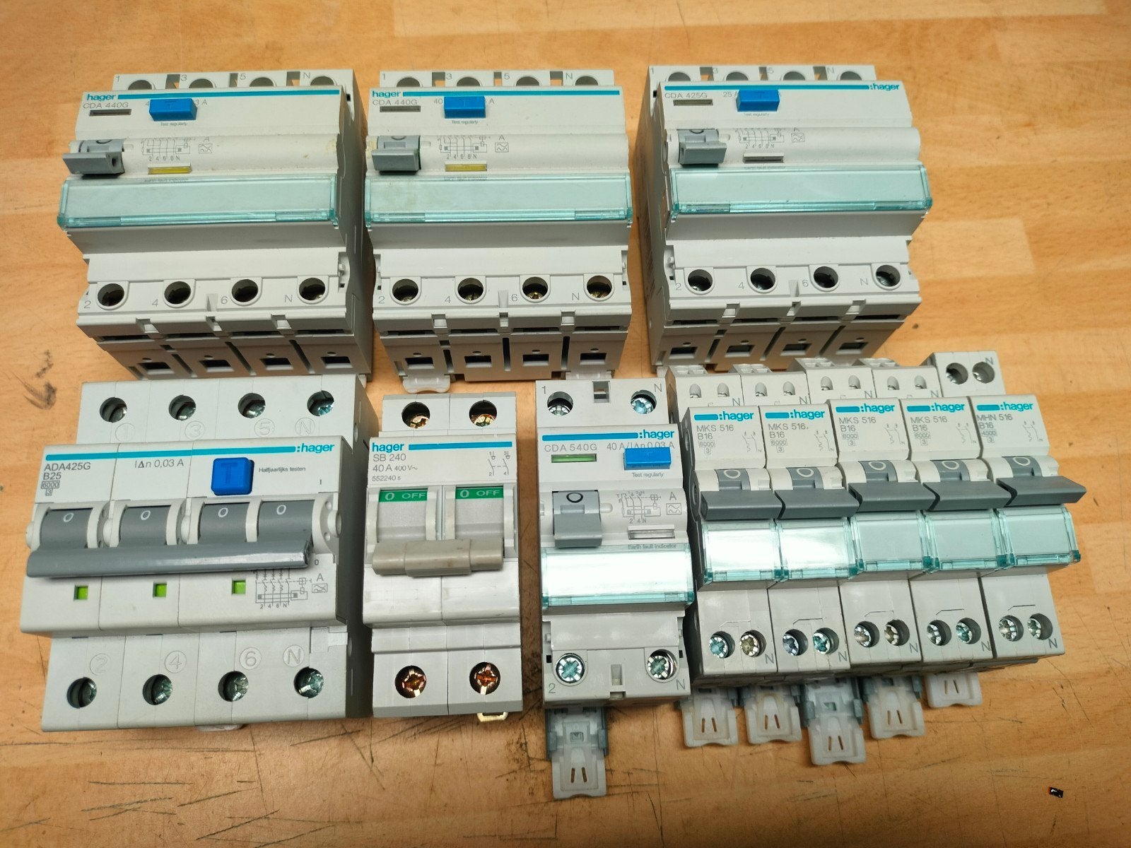 Hager Aardlekschakelaars en Installatieautomaten, Ophalen, Gebruikt, Hager, Aardlekschakelaar