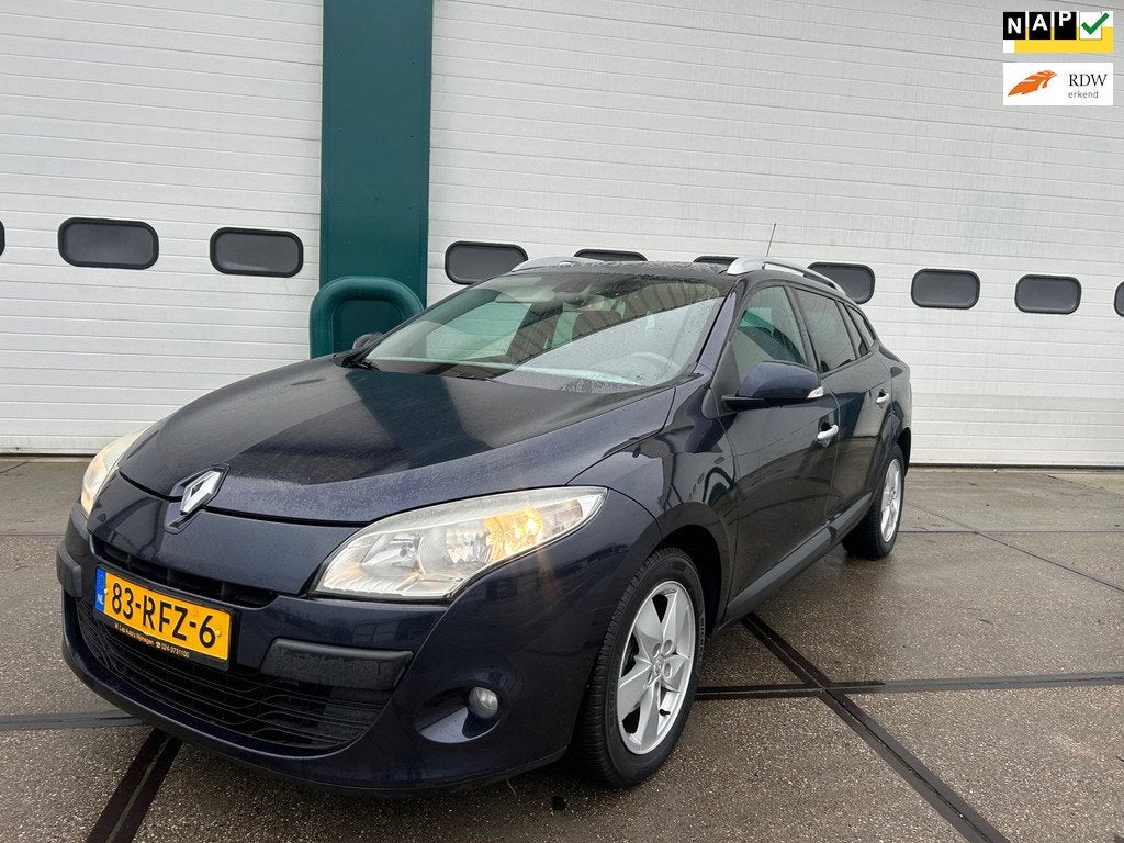 Renault Mégane Estate 2.0 Dynamique Automaat !, Euro 5, Gebruikt, Zwart, 4 cilinders