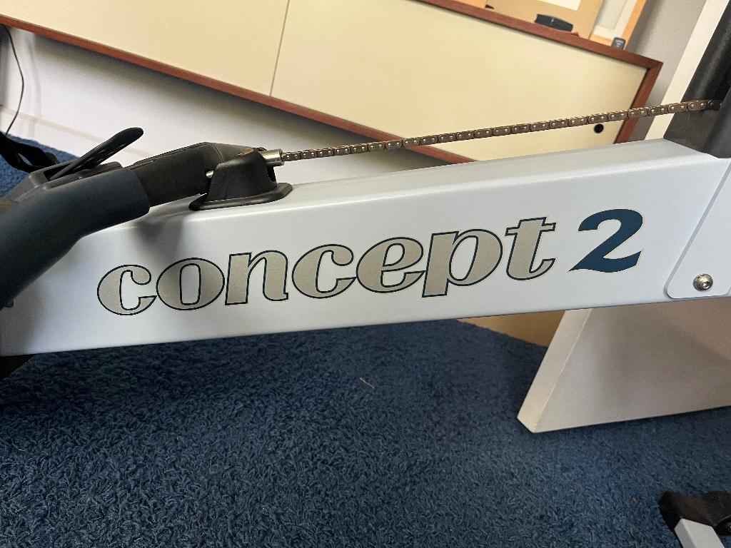Te koop: CONCEPT 2 Roeitrainer, Sport en Fitness, Ophalen, Overige materialen, Benen, Gebruikt