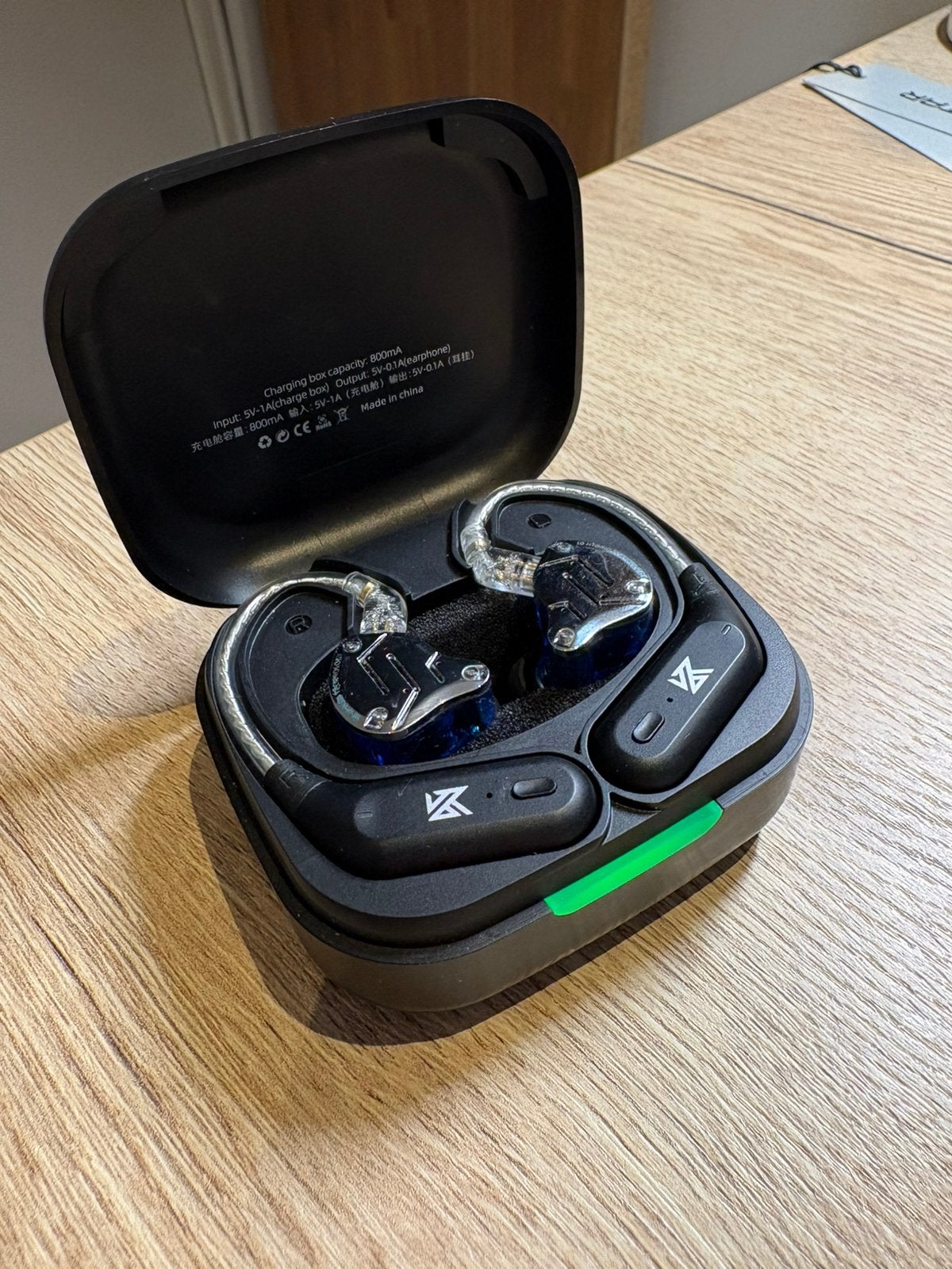 KZ ZS10 Pro oortjes + KZ-AZ09 Bluetooth module, z.g.a.n., Overige merken, Ophalen of Verzenden, Zo goed als nieuw, Over oor (circumaural)
