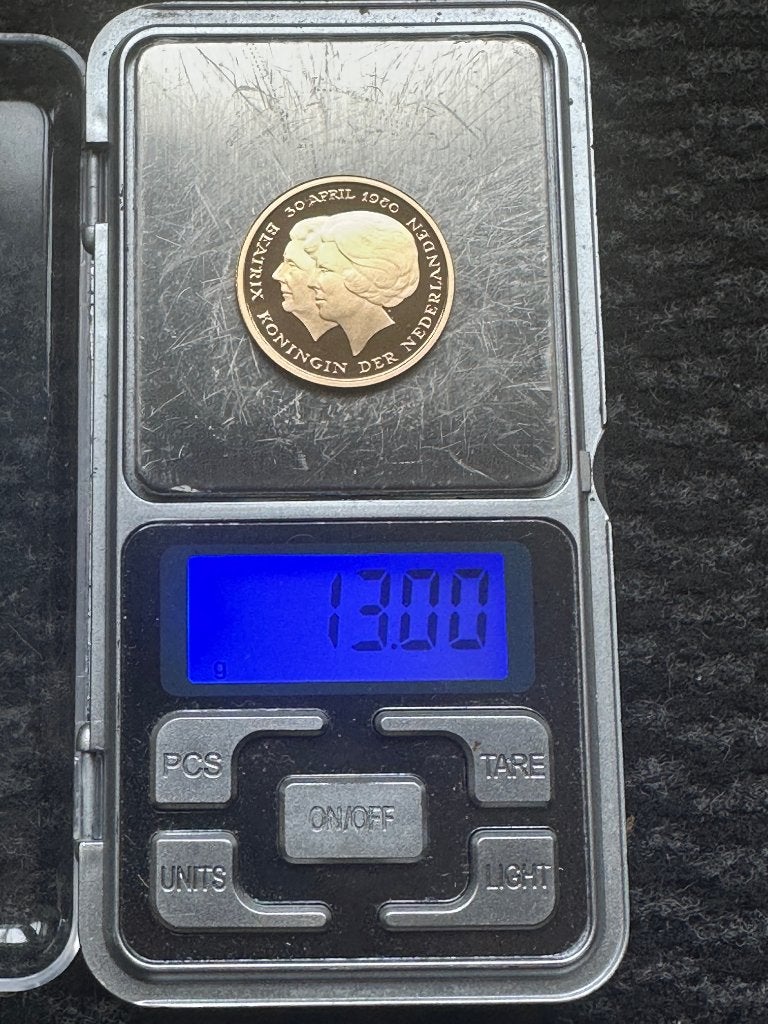 Gouden penning Dubbelportret 1980, gewicht 13 gram., Postzegels en Munten, Ophalen of Verzenden, Koningin Beatrix, Overige waardes
