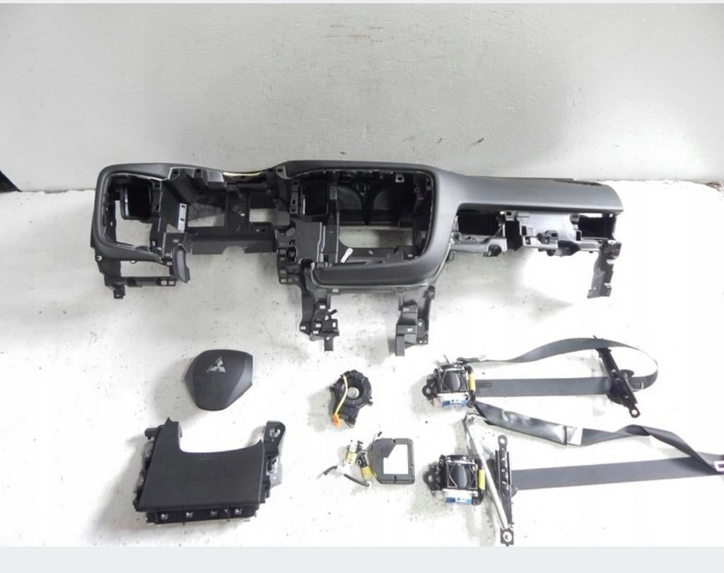 Mitsubishi Outlander 2013-2022 airbag set, Gebruikt, Mitsubishi, D, Ophalen