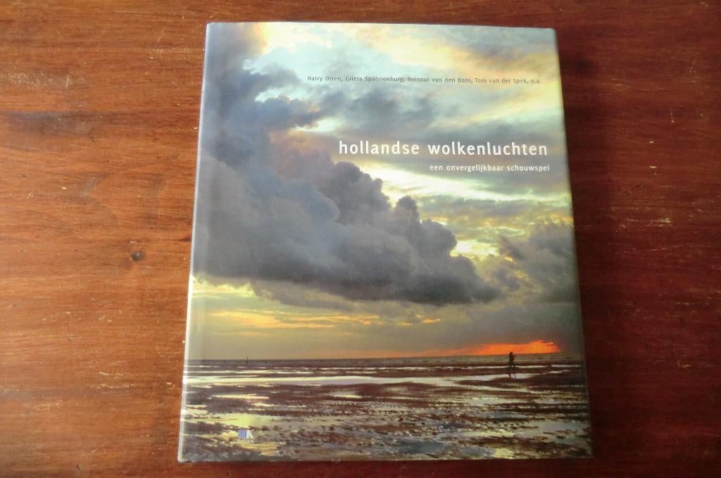 boek - Hollandse wolkenluchten, een onvergetelijk schouwspel, Ophalen of Verzenden, Zo goed als nieuw, Natuurwetenschap