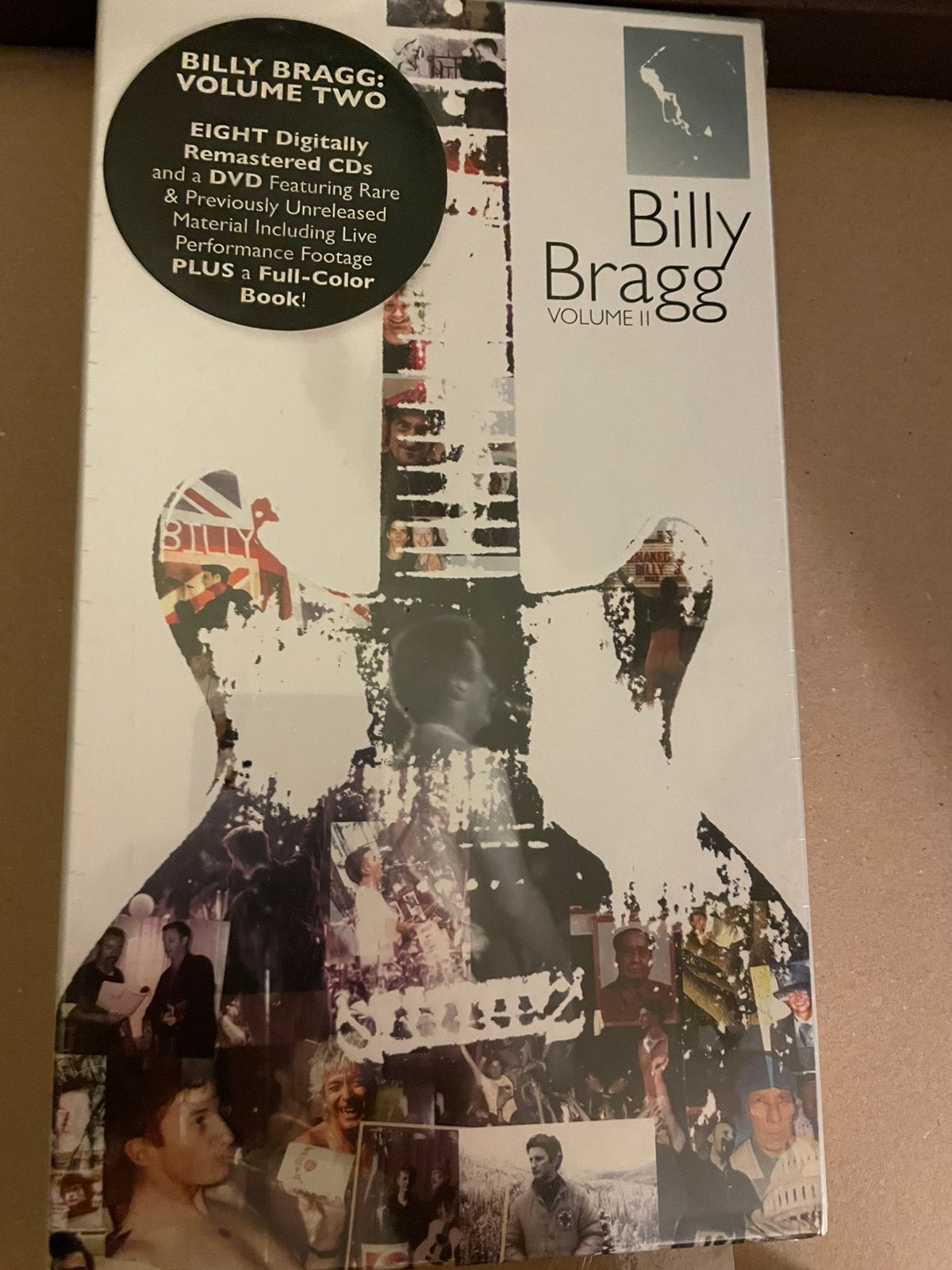 8 cd met dvd box set billy Bragg part 2 geseald, Ophalen of Verzenden, Zo goed als nieuw, Poprock