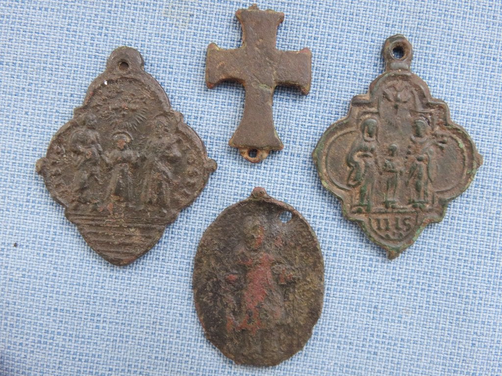 4 Religieuze hangers in brons - 18e eeuw, Antiek en Kunst, Antiek | Religie, Ophalen of Verzenden