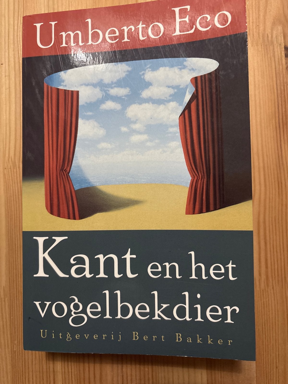 Kant en het vogelbekdier - Umberto Eco, Ophalen of Verzenden, Gelezen, Nederland