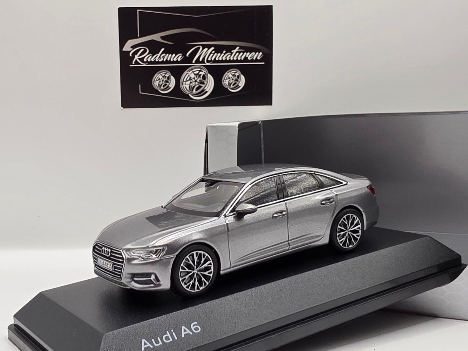 Audi A6 (C8 Generatie ) Taifungrau - 1:43 I-scale, Overige merken, Auto, I-Scale, Nieuw