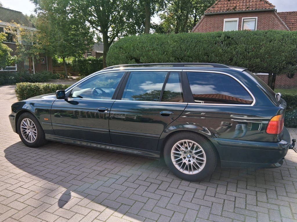BMW 5-Serie 2.5 D 525 Touring 2001, APK 23 sep 2027, foto 2