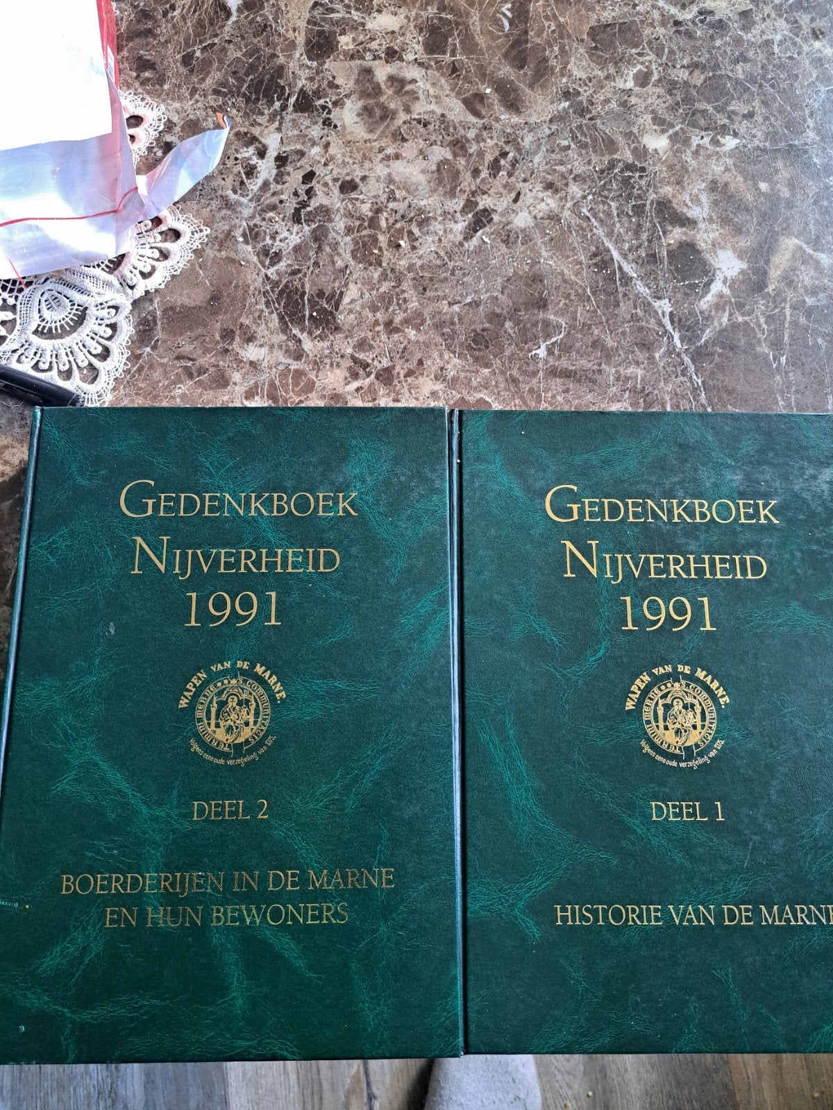 Gedenkboek Nijverheid 1991 - Deel 1 & 2, Boeken, Geschiedenis | Stad en Regio, Ophalen of Verzenden, 20e eeuw of later, Zo goed als nieuw