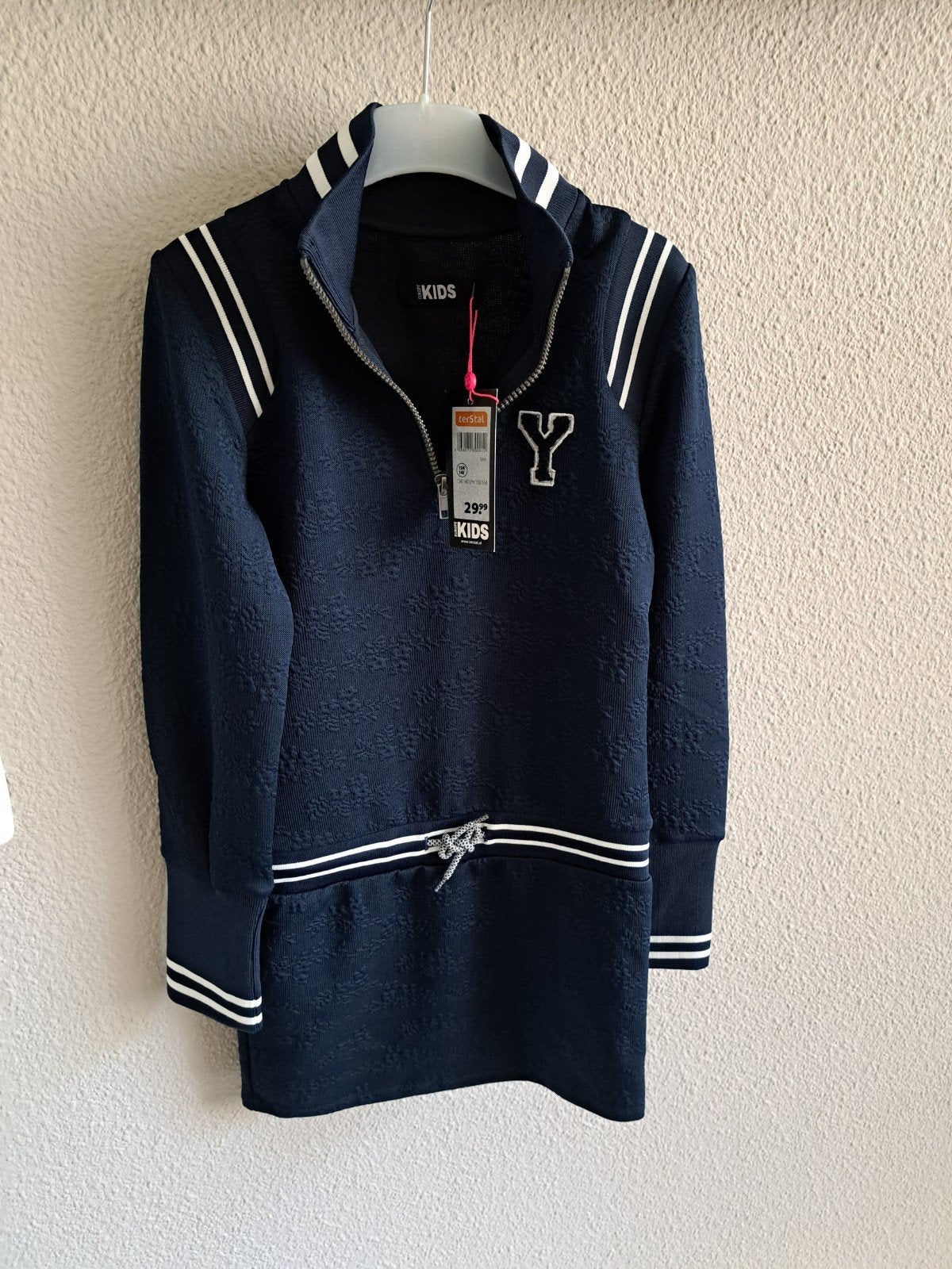 Nieuw leuke blauwe jurk maat 134/140 met lange mouwen., Meisje, Terstal, Nieuw, Ophalen of Verzenden