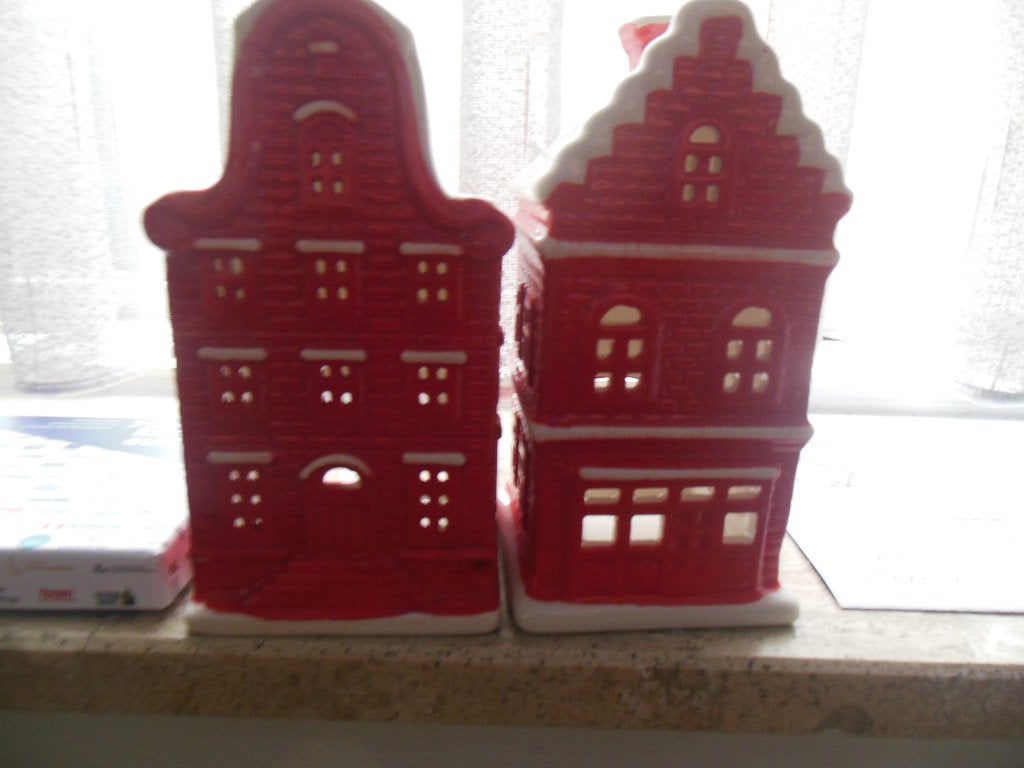 2 kerst huisjes postcode loterij 2 stuks theelichtjes, Diversen, Kerst, Ophalen, Nieuw