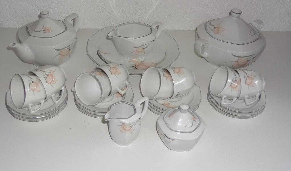 Servies set Bavaria Oskara Winterling Marktleuthen, Overige typen, Ophalen of Verzenden, Zo goed als nieuw, Overige stijlen