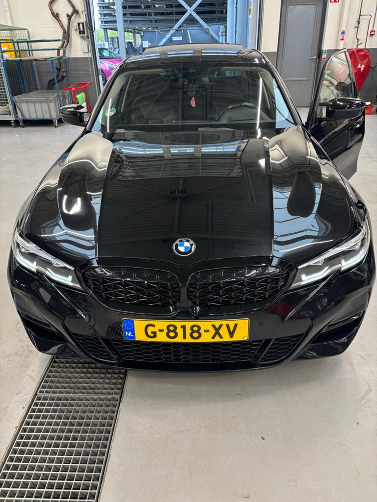 BMW 3-Serie 320i 184pk Aut 2020 Zwart, Auto's, BMW, 1998 cc, 4 cilinders, Zwart, Origineel Nederlands
