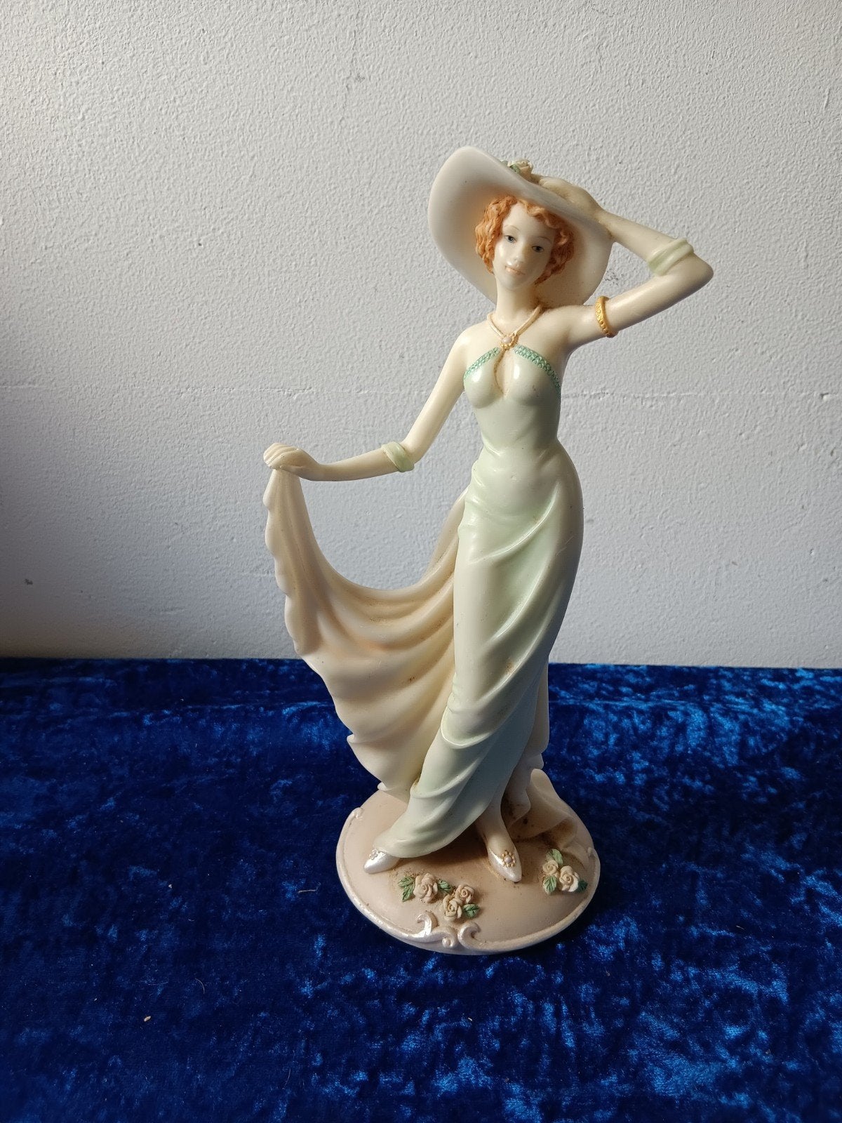 Leonardo Collection - Anna beeldje, 1997, 22 cm hoog, Verzamelen, Beelden en Beeldjes, Ophalen of Verzenden, Gebruikt, Mens