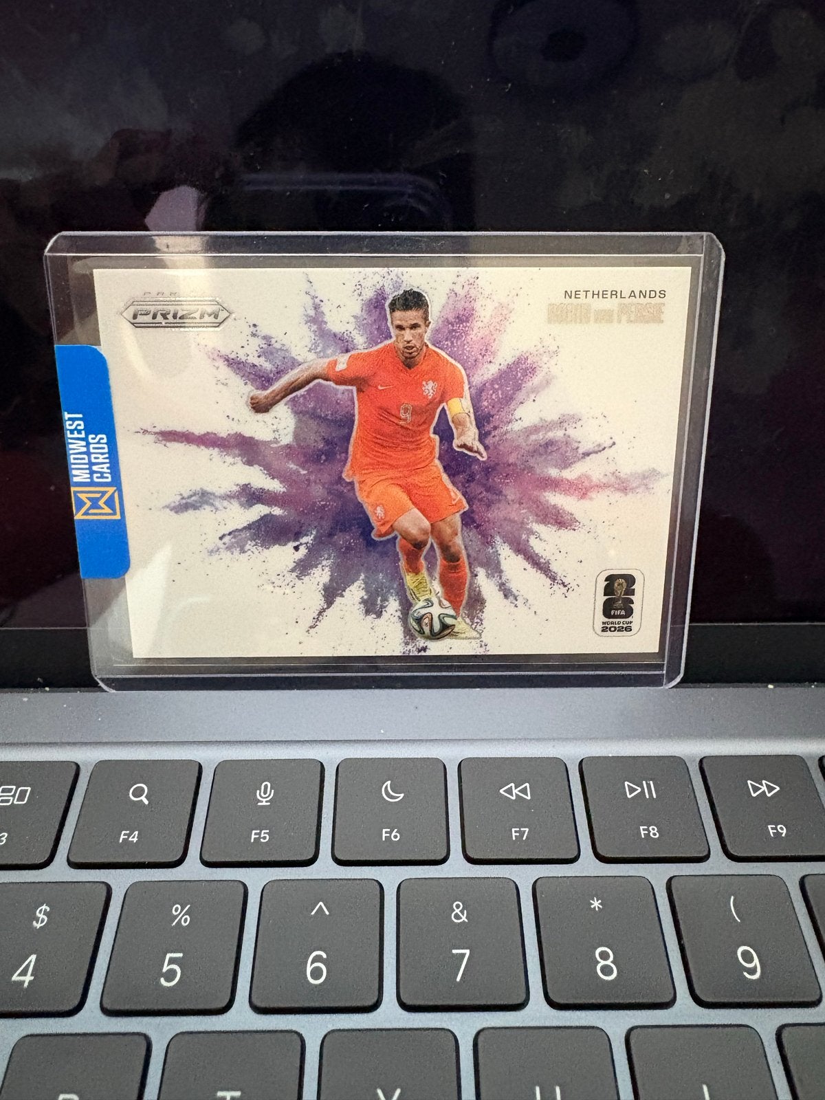 Robin van Persie Color Blast - FIFA World Cup 2026, Ophalen of Verzenden, Zo goed als nieuw, Overige sporten, Spelerskaart