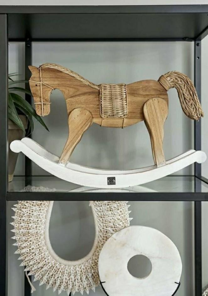 Riviera maison rustic rattan rock horse 35%, Huis en Inrichting, Ophalen, Nieuw