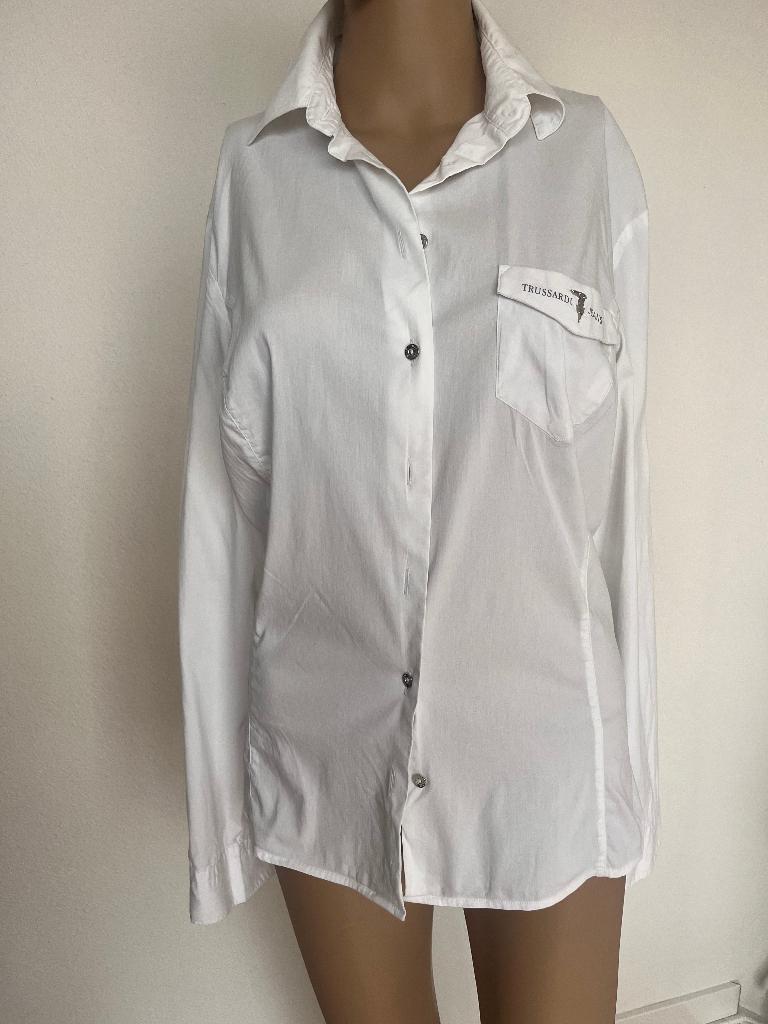 elegant Trussardi blousje maat 40 voor 22,00 euro incl verz., Maat 38/40 (M), Wit, Ophalen of Verzenden, Zo goed als nieuw