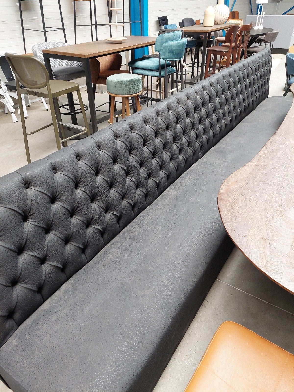 Lange zwarte restaurantbank - bijna 4 meter lang, Ophalen, Nieuw zonder verpakking, Meubilair