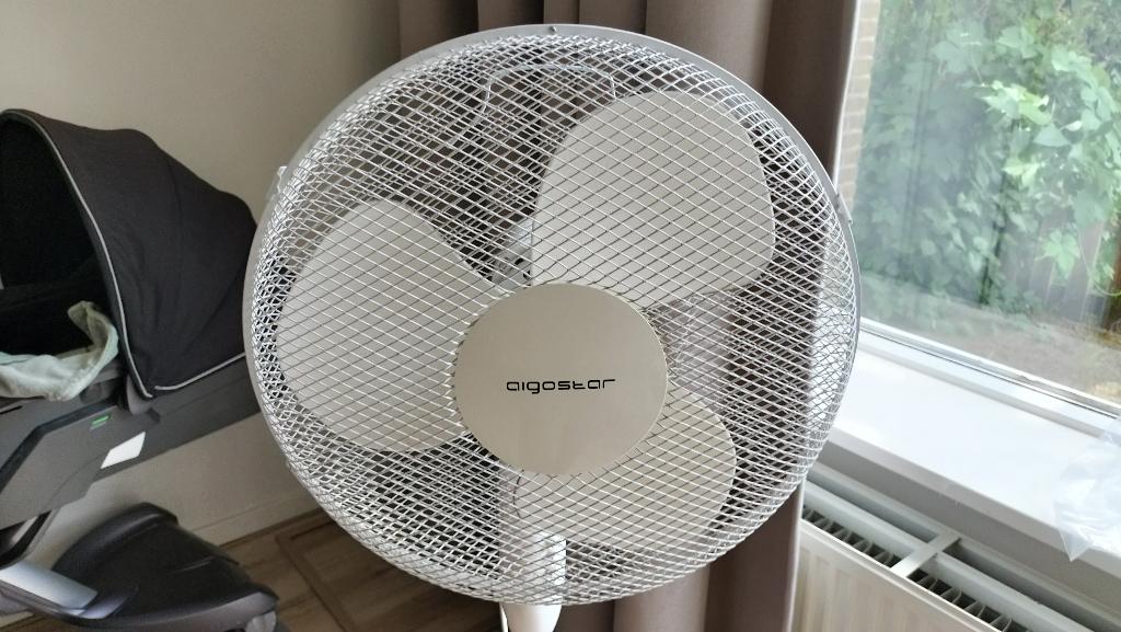 Aigostar staande ventilator 40W – wit – 3 standen, Ophalen, Aigostar, Gebruikt, Info@aigostar.com