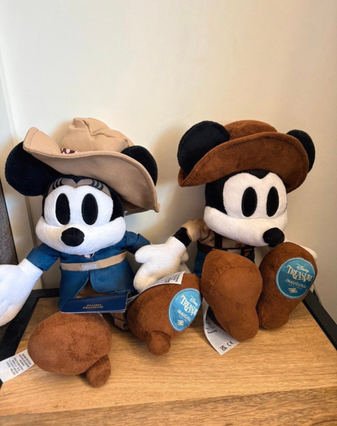 Disney cruise line treasure mickey & minnie knuffel ser, Ophalen of Verzenden, Zo goed als nieuw, Overige typen