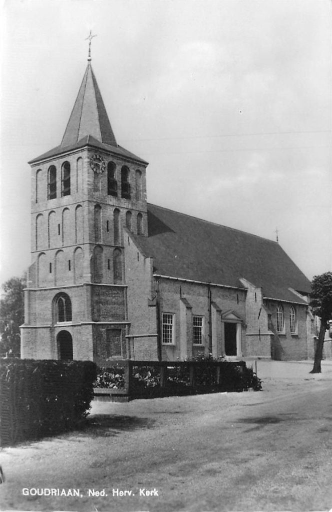 702-062-053 Goudriaan Ned Herv Kerk, Verzamelen, Ansichtkaarten | Nederland, Verzenden, Voor 1920, Zuid-Holland
