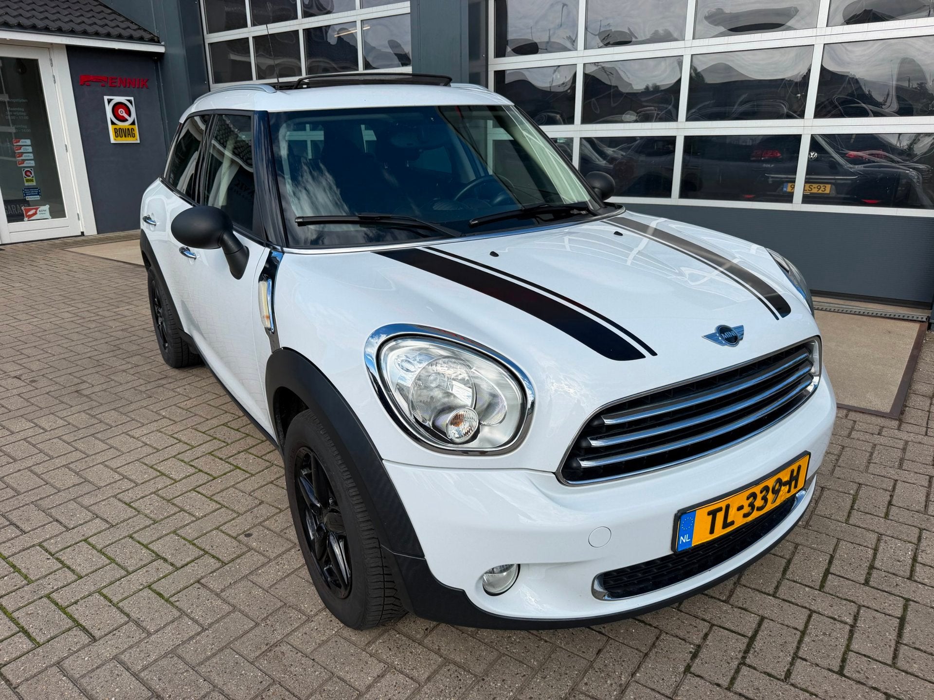 Mini Countryman 1.6 One Chili / Pano / Cruise / Stoelverw., Auto's, Voorwielaandrijving, Stof, Gebruikt, Wit
