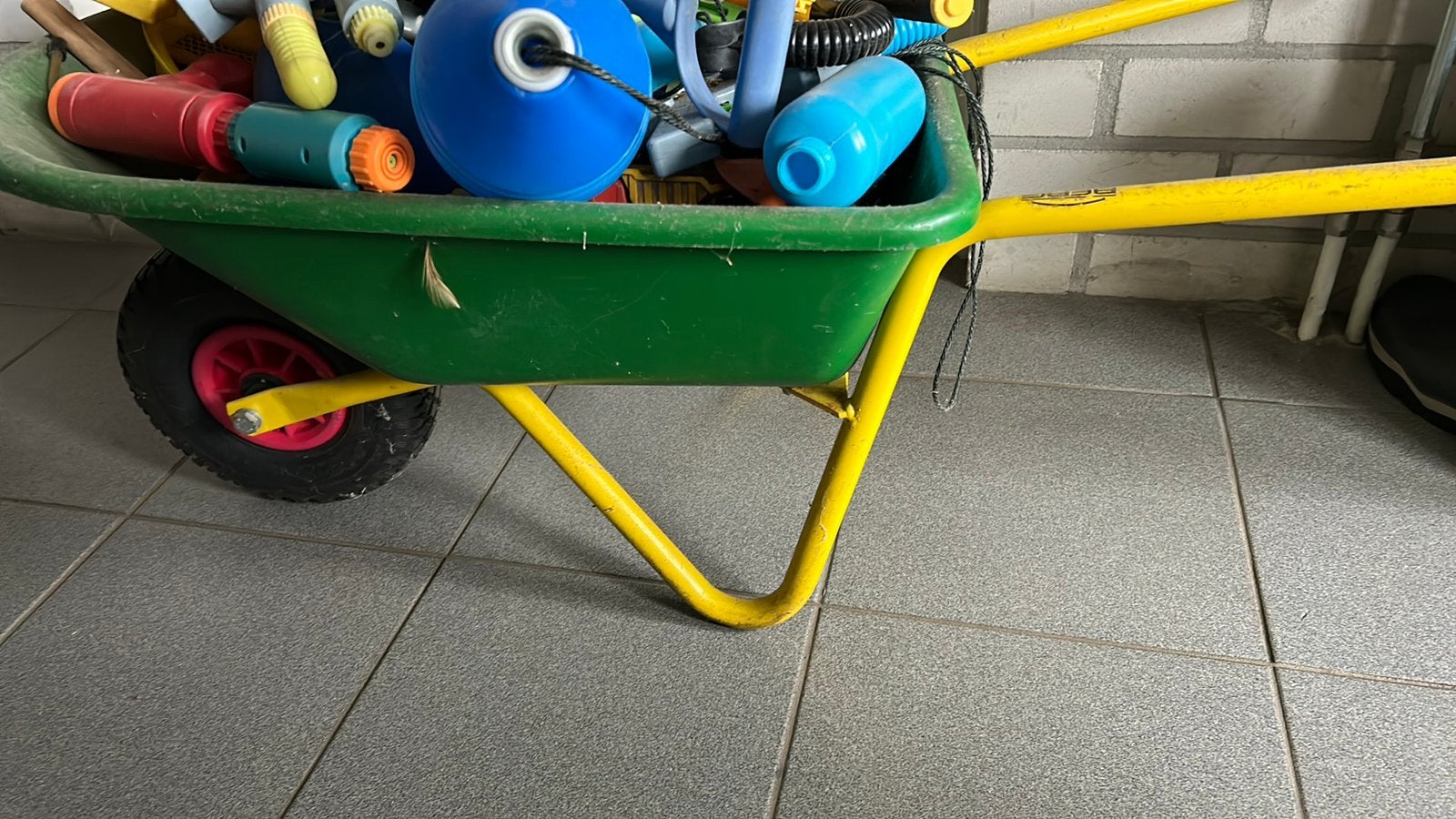 Berg kinderkruiwagen, Ophalen, Zo goed als nieuw