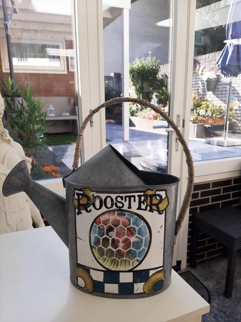 Decoratieve Gieter met Haan Design, Tuin en Terras, Gieters, Ophalen of Verzenden, Gebruikt, Metaal
