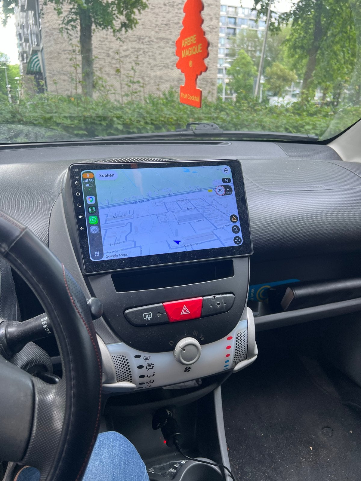 Toyota Aygo 1.0 | CarPlay | Koppeling nieuw | APK, Voorwielaandrijving, 4 stoelen, 68 pk, Handgeschakeld