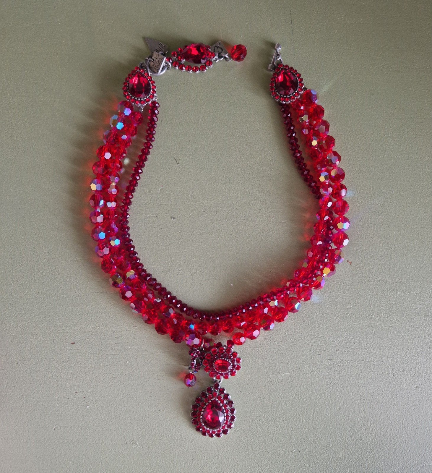 Otazu ketting rood kristal met hanger, Overige materialen, Met hanger, Ophalen of Verzenden, Zo goed als nieuw