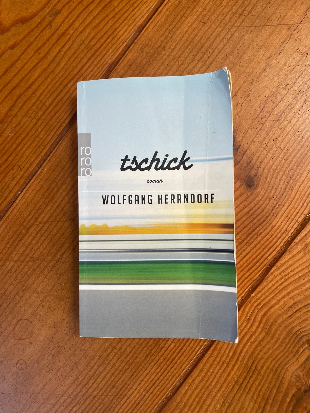 Tschick - Wolfgang Herrndorf (roman), Ophalen of Verzenden, Gelezen, Europa overig