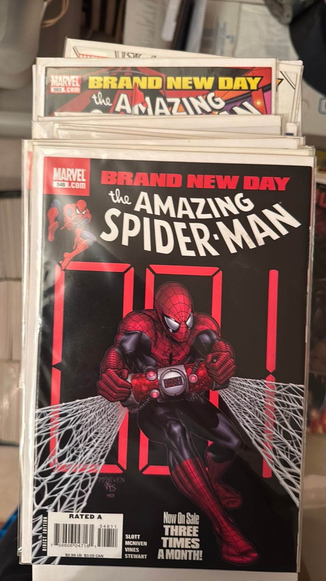 17 * Amazing Spider-Man, Brand New Day, # 548 - 564, Boeken, Strips | Comics, Amerika, Dan Slott, Ophalen of Verzenden, Zo goed als nieuw