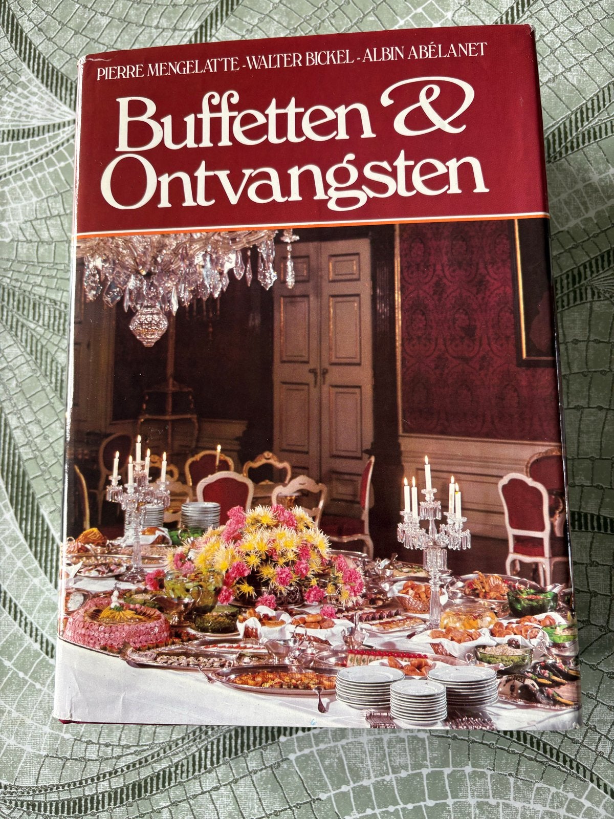 Buffetten & Ontvangsten - Kookboek voor feesten, Gelezen, Voorgerechten en Soepen, Ophalen of Verzenden, Europa