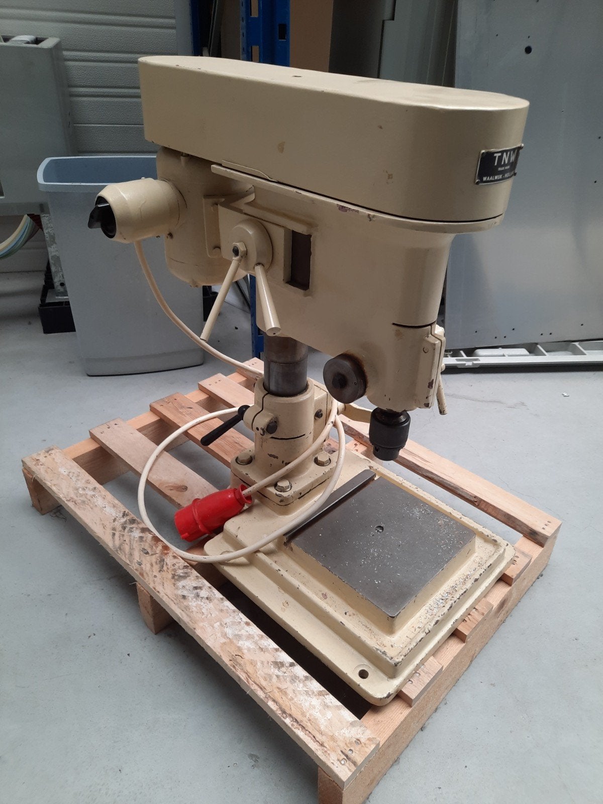 TNW Kolomboormachine 380V - Type FPa - Capaciteit 13 mm, Doe-het-zelf en Verbouw, Gereedschap | Boormachines, Ophalen, Gebruikt