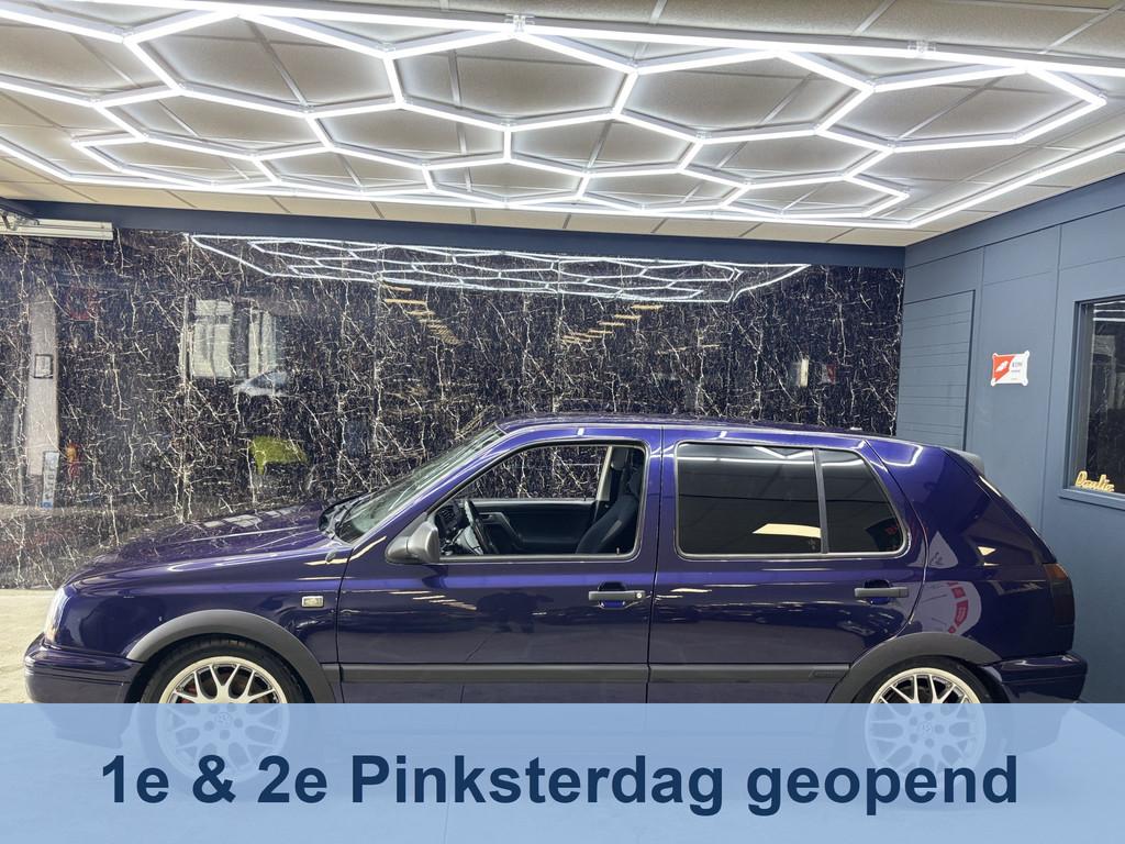 Volkswagen Golf 2.9 VR6 syncro (bj 1995), Stof, Zwart, Volkswagen, Bedrijf