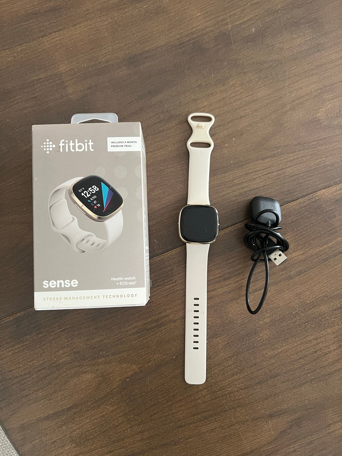 Fitbit Sense Health Smartwatch met ECG-app, Gebruikt, Wit, Ophalen of Verzenden, Waterdicht