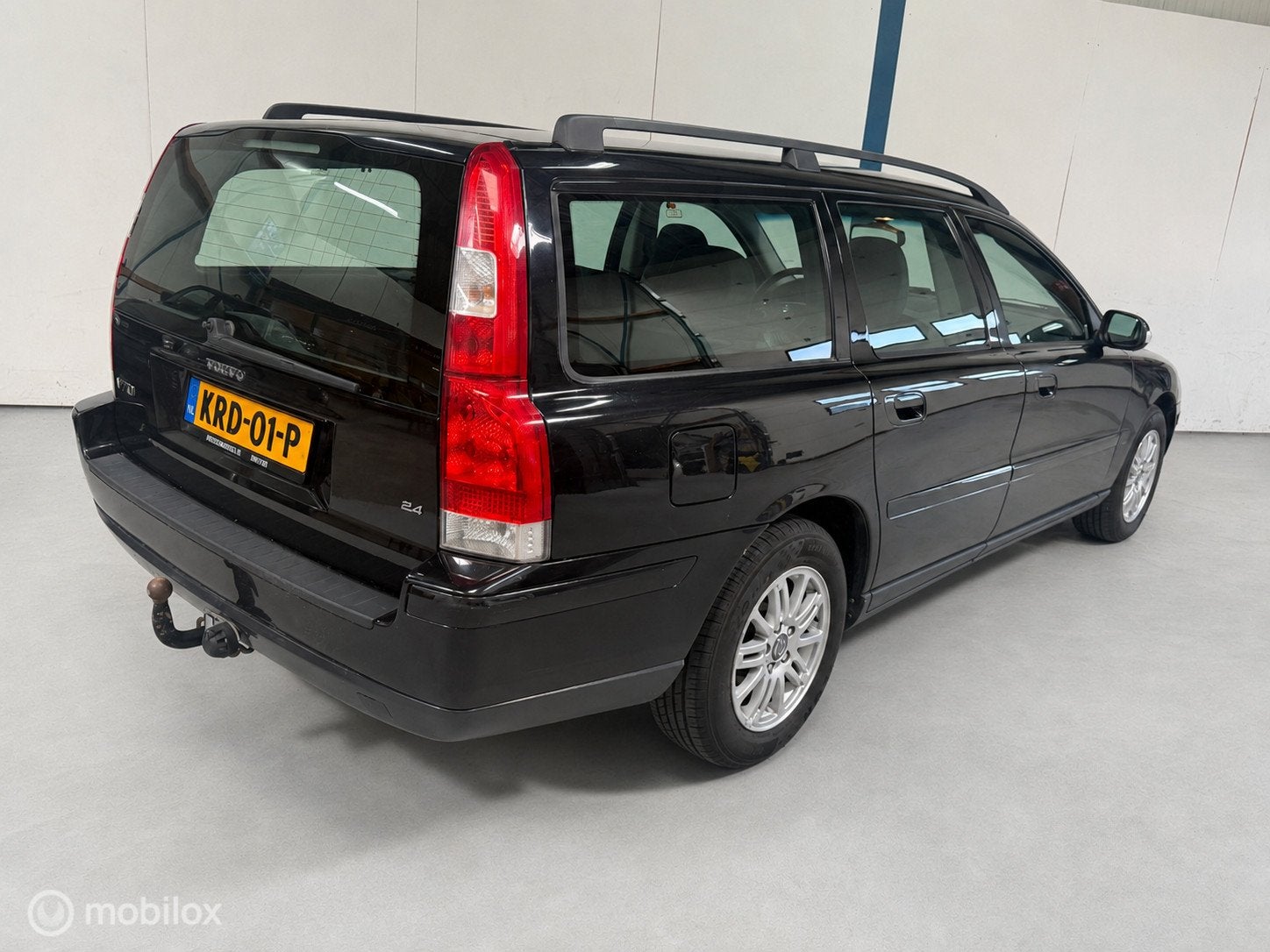 Volvo V70 2.4 Edition AUTOMAAT / 170PK, 2435 cc, 170 pk, Euro 4, 750 kg