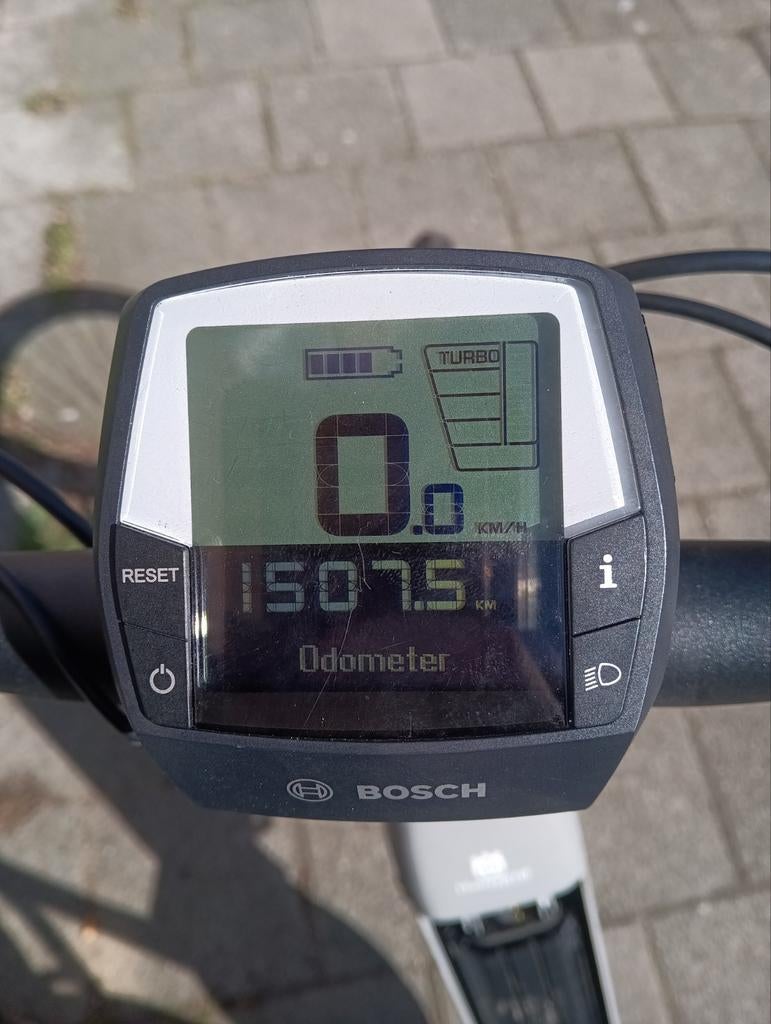 Bosch Husqvarna towner 2 1,600km, Ophalen of Verzenden, Zo goed als nieuw