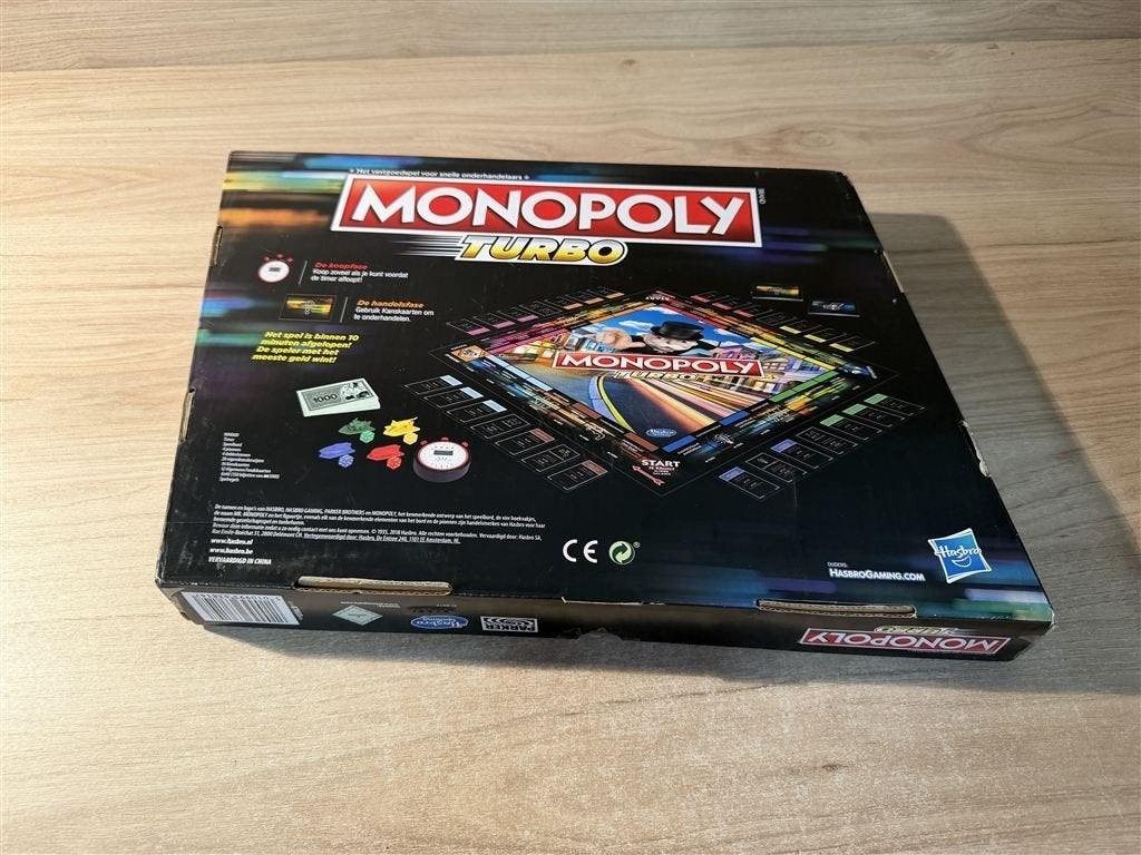Monopoly Turbo - s6724, Hobby en Vrije tijd, Gezelschapsspellen | Bordspellen, Verzenden, Zo goed als nieuw