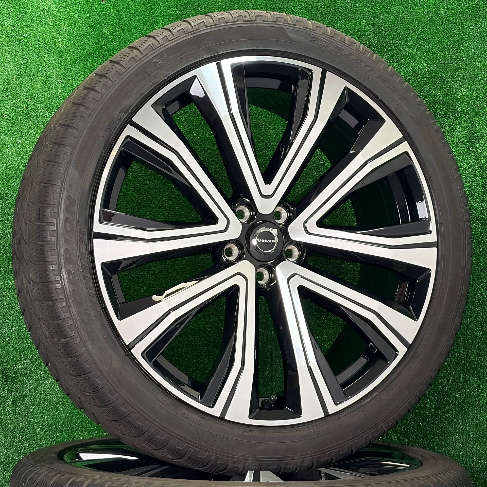 Originele 21 inch Volvo R-Design velgen winterbanden XC60, Gebruikt, 255 mm, -, -