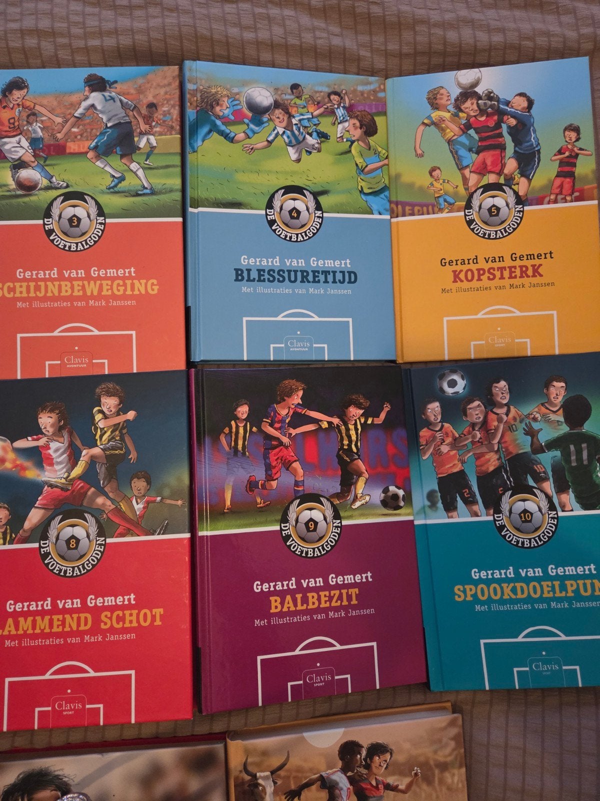 Gérard van Gemert - De Voetbalgoden serie (voor dyslexie), Boeken, Ophalen of Verzenden, Nieuw, Gerard van Gemert, Fictie algemeen