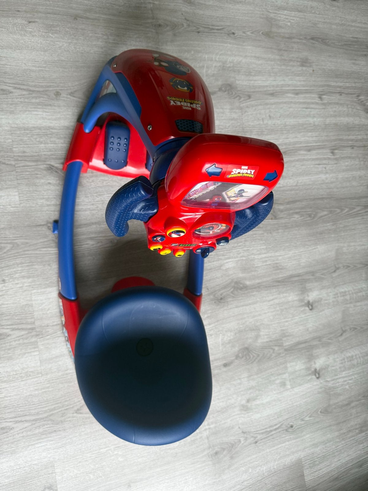 Spidey en zijn Geweldige Vrienden Interactieve Racer, Ophalen, Gebruikt, Jongen of Meisje